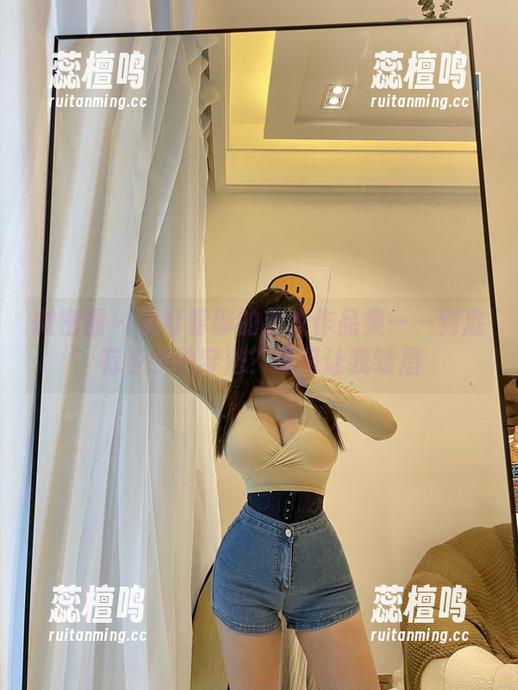 微密圈 - 是可馨耶的毛衣作品集——到底有多少种穿法？真是让我皱眉