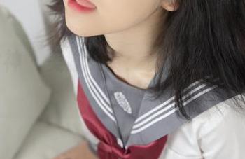梦丝女神 – 美脚大赏：莹仙女单脚出镜的私房时刻