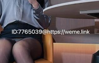 微密圈 – 楚楚不吃鱼与白色的缠绵，私房图片里的轻轻一瞥