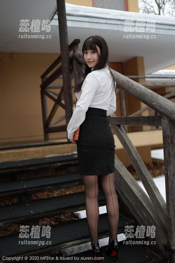 模范学院-SiByl李思宁 模范学院 - SiByl李思宁的黑色风潮,图库里的资源也想要上场玩一把!