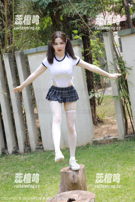 模范学院 - 泳衣写真，揉揉肉肉图集：恰到好处的夏日气息。