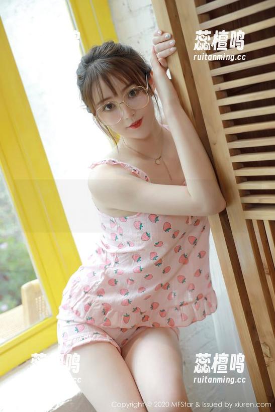 模范学院 - 婚纱思考：欧阳美萱的作品，竟比我的择偶标准还高！