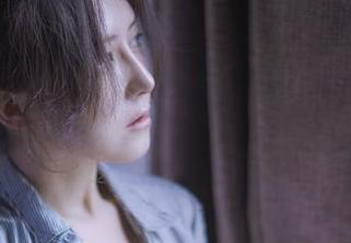 樱晚gigi海边探寻，无圣光，图包让我产生了种神奇的怀旧感。