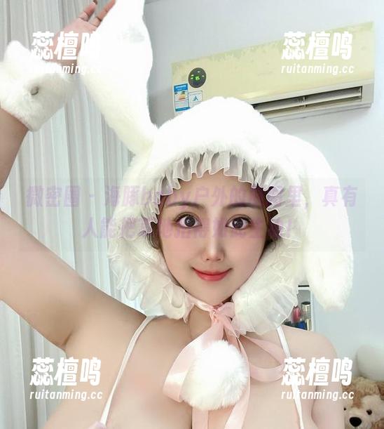 微密圈 - 海豚baby户外的原图里，真有人能把草地拍得如此生动！