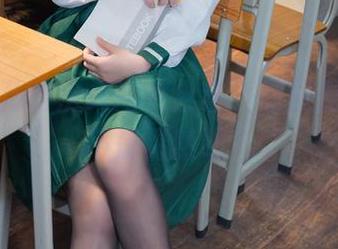 清水由乃的法式内衣全套，原图里的犹豫不是偶然吧？