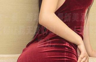 爱尤物 – 看，萌琪琪的最新美足资源，完美的比例让我无言以对，女人果然有她的魔力。