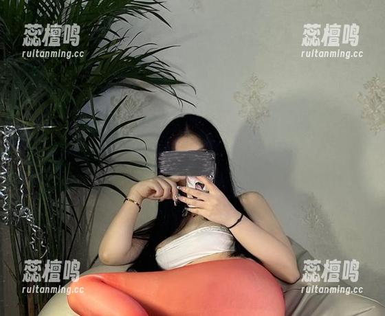 微密圈 - 看！猪饲料的原图，放大后意想不到的视角！