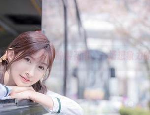 在线JK樱花，王羽杉的樱花雨，一场想象力的淋浴！