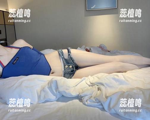 微密圈 - 美图事件：相扑猫的黑色网衣让人进退两难。