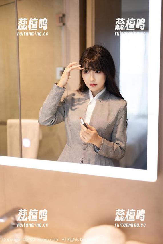 秀人网 - 司妃SL独家女仆写真精选：每一张都有点“小心思”