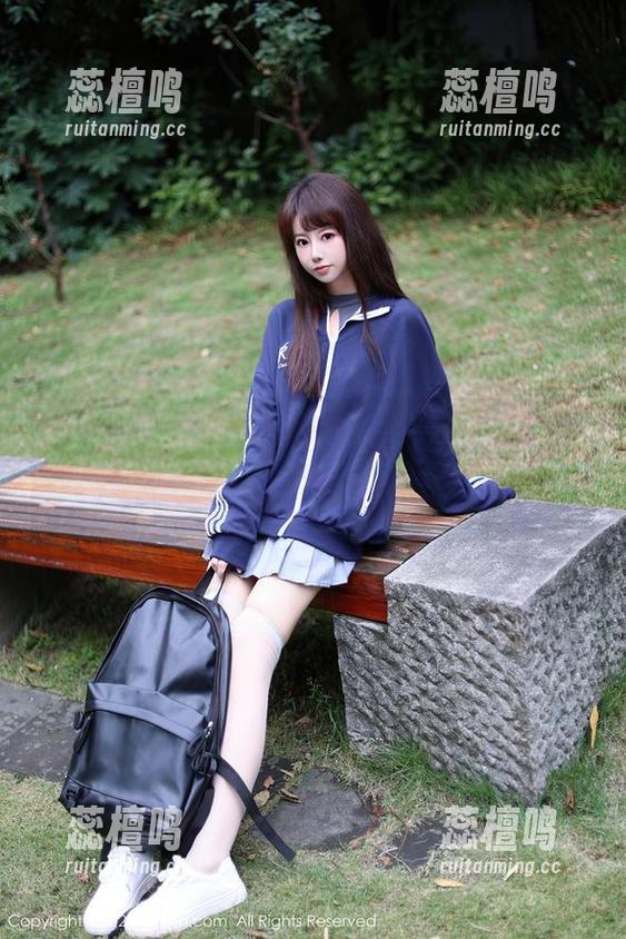 秀人网 - 精选来自容容容Alice的兔女郎图，看到后我说不出话来，只能默默点赞。