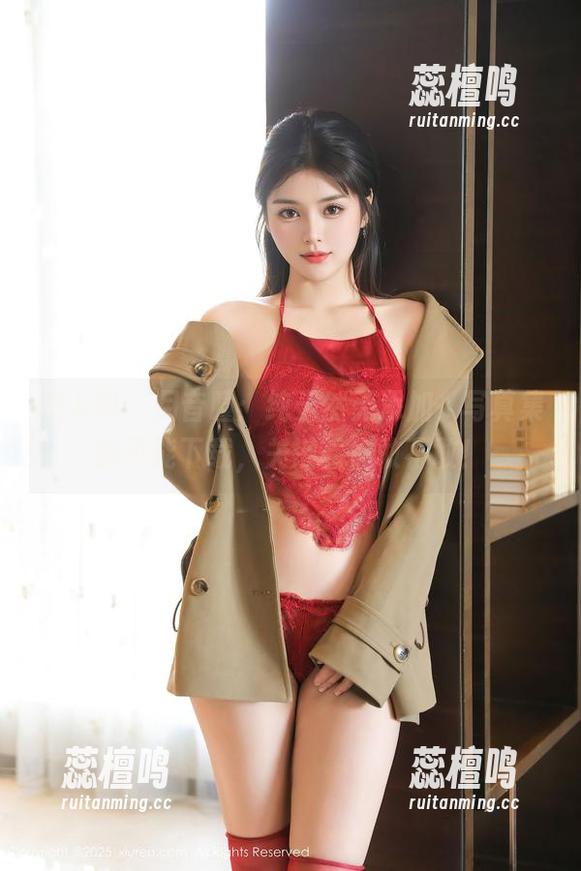 秀人网 - 月音瞳：纯天然无添加，写真集能不能下载，关键看你敢不敢！