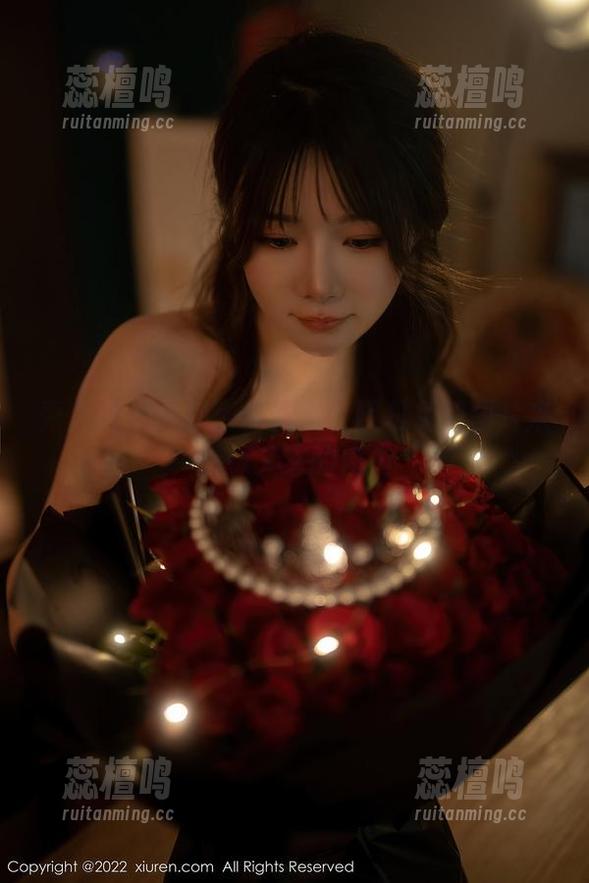 秀人网 - 女神离你很近！随机免费图片来看林文文的魔力