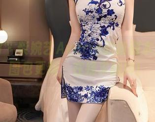 秀人网 – 柴婉艺Averie的新剧本：网袜图包更新，在线求翻牌！