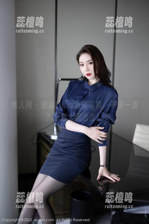 秀人网-涵涵Luna 秀人网 - 涵涵Luna泳装写真,不来一发?图包大胆出击!