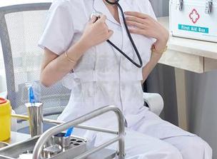 秀人网 – 猫咪巨臀妹妹长腿合集：腿长的人都不怕风！