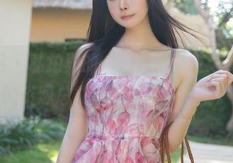 秀人网 – 私拍界的“姐姐”，芝芝booty的资源总能让人眼前一亮呢。