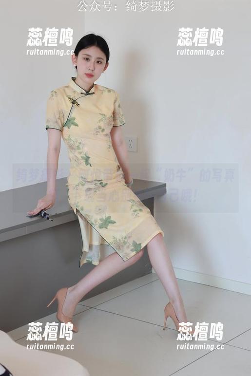 绮梦摄影 - 阿悦带你一起“奶牛”的写真集，下载当心别奶到自己哦！