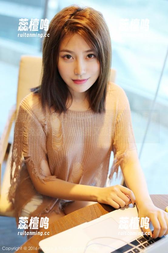 美媛馆 - 为了这次圣诞，杨晓青儿的写真完全免费下载，貌似我又找到了新焦点！