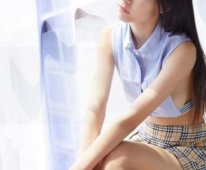 蜜桃社 – 琳琳ailin的夏日，写真里流露出的却是一种难以捉摸的情绪。