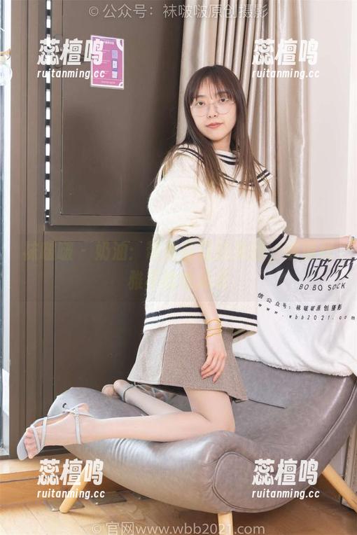 袜啵啵 - 奶油：带着皮鞋的美图，谁说优雅不能也顽皮