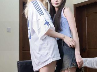 袜啵啵 – 没错，你没听错！甜甜圈的厚白丝美图竟然是免费的！