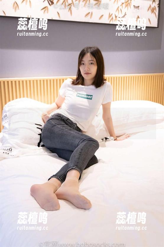 袜啵啵-甜甜圈 袜啵啵 - 圣诞从来不只一个甜甜圈,私拍图包等你来发掘
