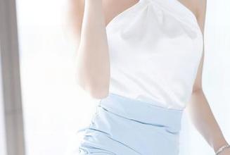 语画界 – 看这原图，Cris_卓娅祺的“女神”姿态，恍惚以为自己被光芒刷了好几遍。