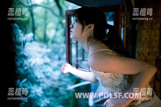 轰趴猫 - 有没有人和我一样，陈雅漫的美足直接冲击内心美图壁纸的先入为主？太难以抑制了！