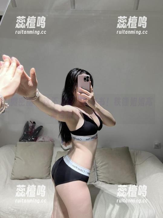 微密圈 - 这不是普通的秘书！铁锤姐姐高清合集让人着迷。