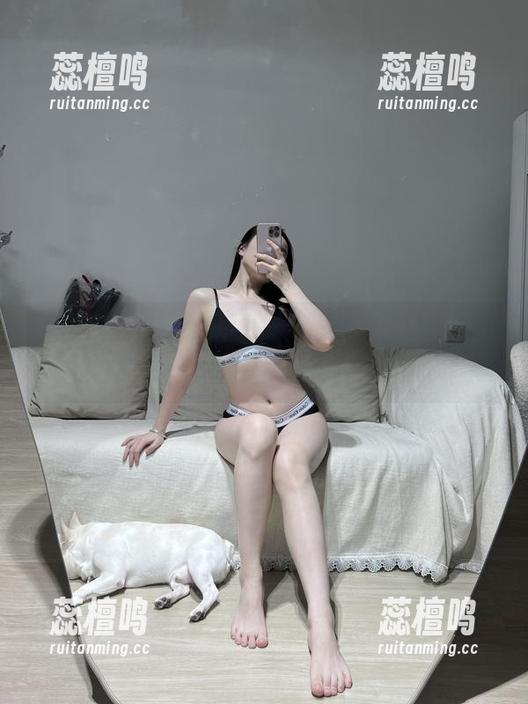 铁锤姐姐 微密圈 - 这姿势直接眼前一亮,铁锤姐姐的无圣光套图也是耍宝高手!