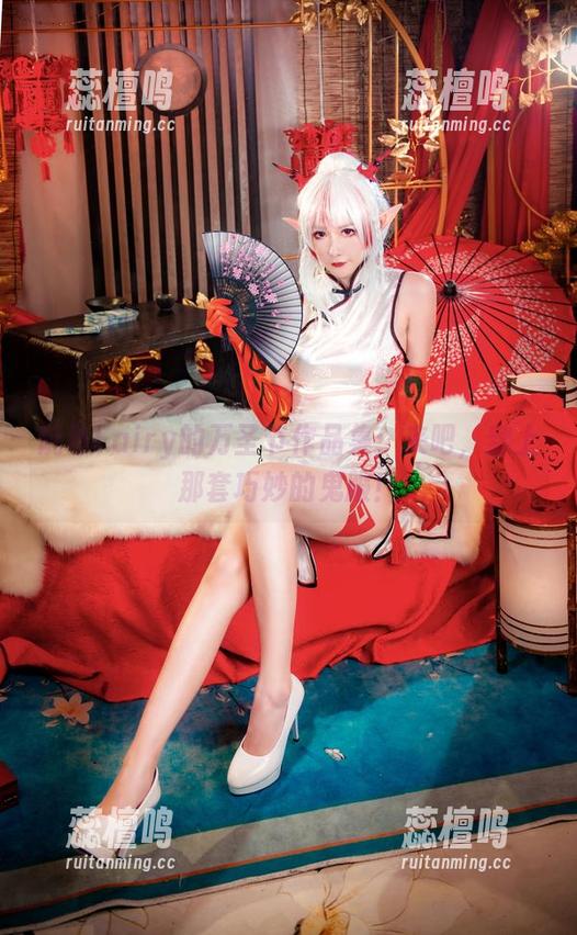 阮邑Fairy的万圣节作品集：来吧，穿上那套巧妙的鬼服！