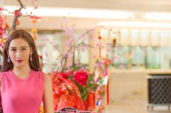 青豆客 – 精选汪佩妮Penny美脚写真，心中小鹿乱撞！