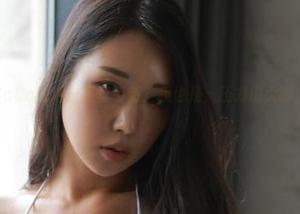 还在看韩国CoCo的海边写真更新？我也是，压力山大啊，要好好工作。
